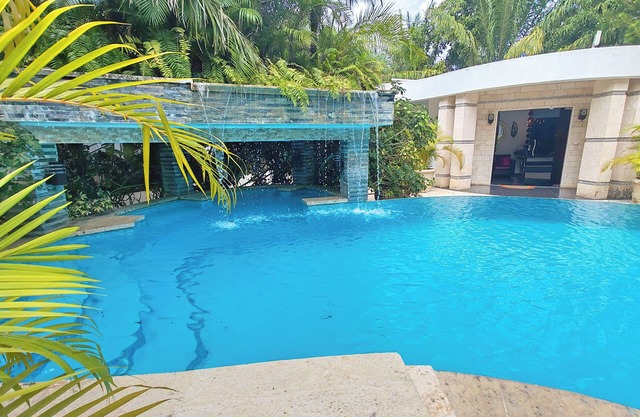 Sosua Bachelor Party 21 to 23 BR Hollywood Style Mansions