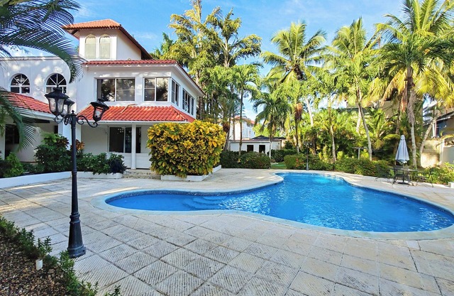 Sosua Bachelor Party 6 BR Mansion Downtown +Bonus
