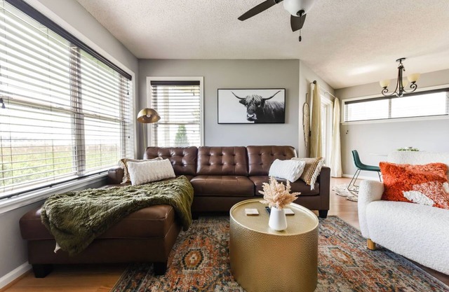 Sound Decision-Tennis-Waterfront-location