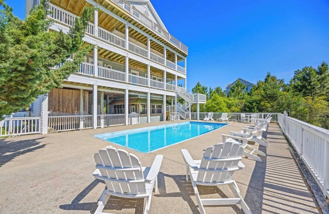 Soundside Dog Friendly w/Pool, Elevator, Hot Tub, Game and Theater Rooms