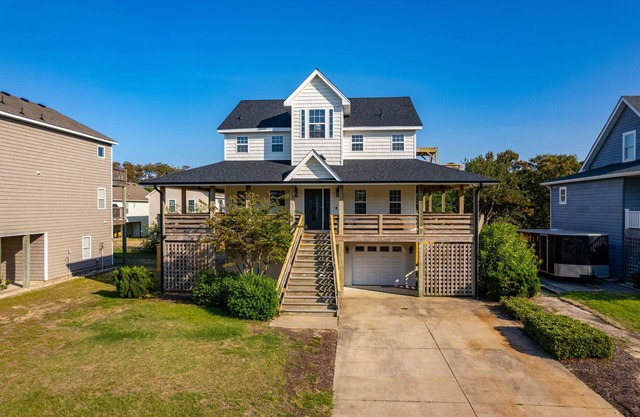 Soundside Retreat | Hot Tub | Sleeps 10