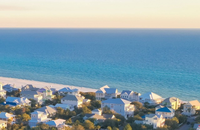 South of 30A - Steps to the Beach - Large Private Pool - 2 Kitchens
