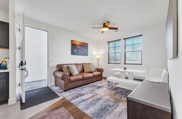 South Reno Guesthouse