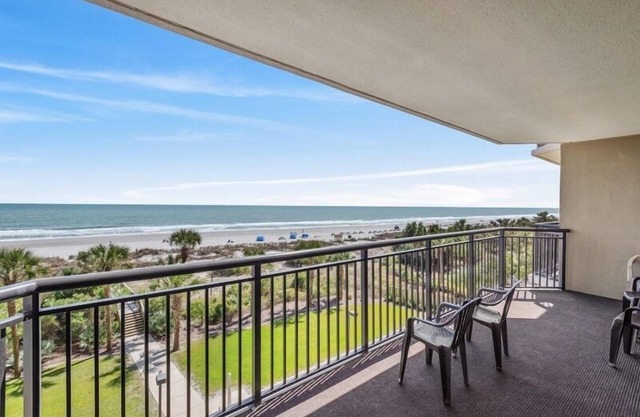 South Wind 406 Large Oceanfront 3 Bed/3 Bath Unit