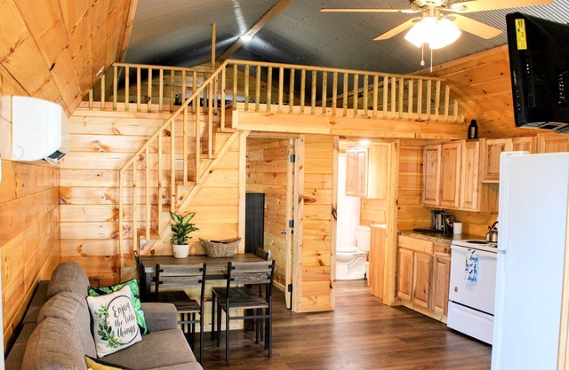 Southern Charm, Small House in Tiny Home Community