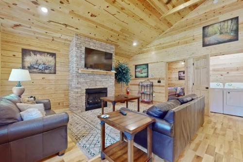 Southern Comfort Cabin By Avada Properties