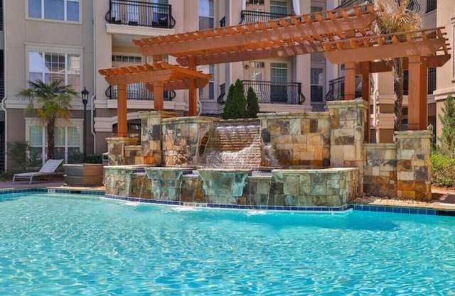 Southern Luxury in North Atlanta!