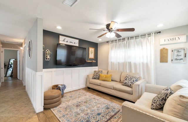 Southside Living! Only 8 Minutes to Ybor. Near Channelside & Downtown