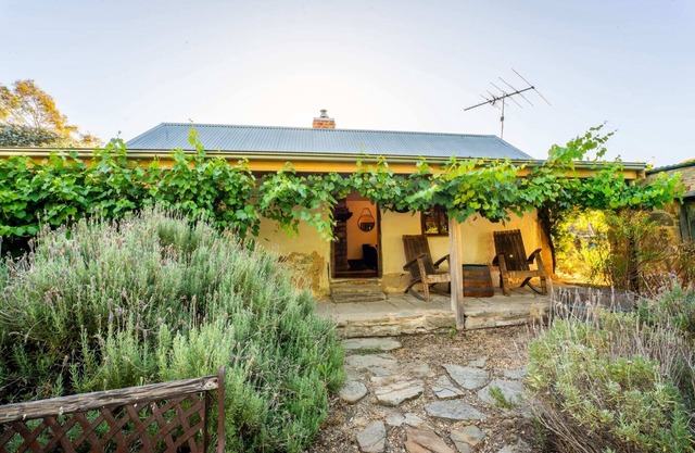 Spa Bath, Entire Home, Off Street Parking