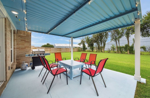 Space & Sunshine Retreat