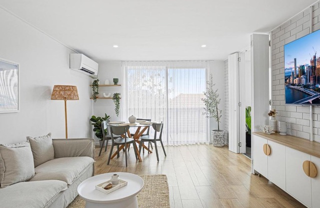 Spacious 1-Bed in the Heart of Teneriffe