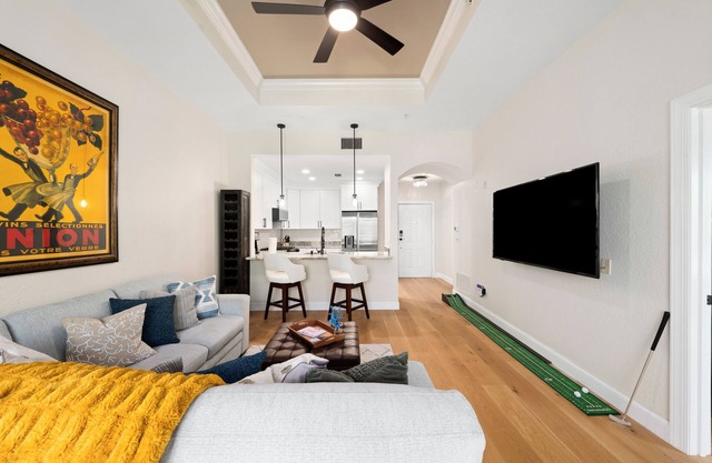 Spacious 1-Bedroom Condo w/2 Private Balconies – Walk to Pool, Gym, Dining & More