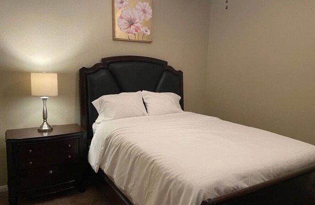 Spacious 1 Bedroom/1 Bath condo in The Woodlands