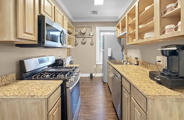 Spacious 1-BR with modern upgrades—perfect for a comfortable and stylish stay!