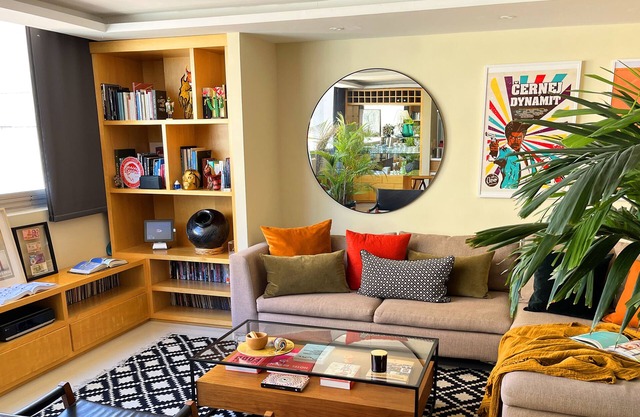 Spacious 2 rooms King Size Bed flat with luxury services in heart of Polanco.