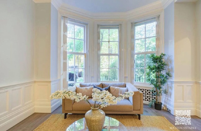 Spacious 3-bedroom 3 bathrooms apartment in Knightsbridge