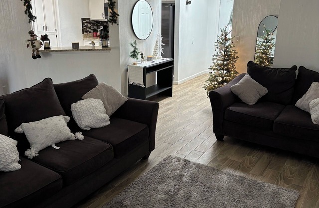 Spacious 3-bedroom house with WiFi and AC