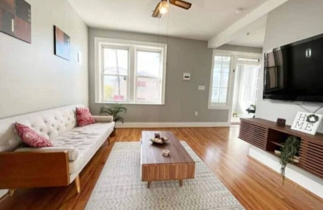 Spacious 3 br 1 bath close to NYC - FREE Parking