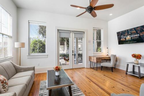 Spacious 3BR Garden District Home w Pool & Balcony