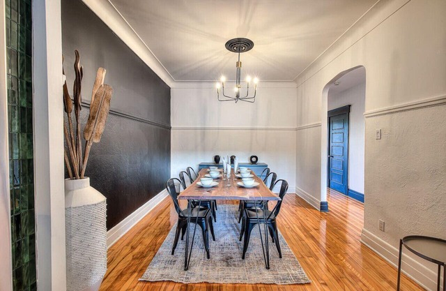 Spacious 3BR in Downtown Montreal