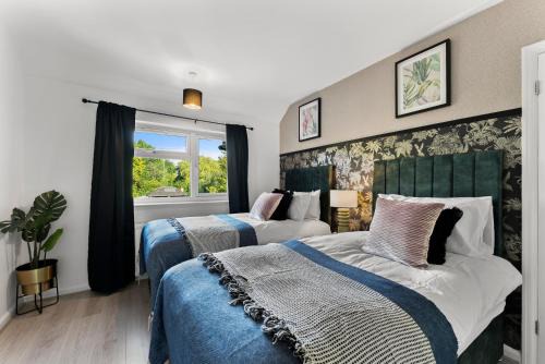 Spacious 4 Bed In Cambridge - Garden - Games Room