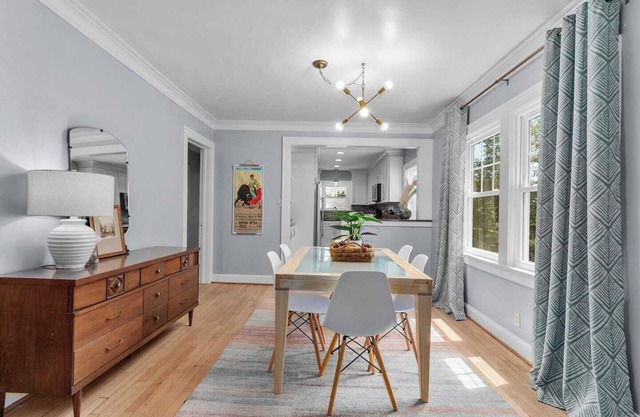 Spacious 4 Bedroom Home Near Shops & Food | 52