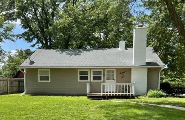 Spacious 4 bedroom Home in Belvedere subdivision