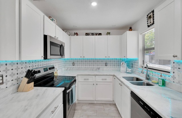 Spacious 4 Bedroom Home With Game Room
