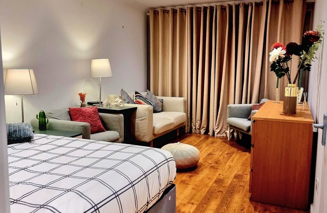 spacious 4 Bedrooms house in Central London