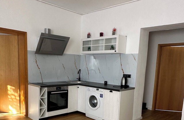 Spacious 4-room apartment with garden - perfect for arriving and feeling at home