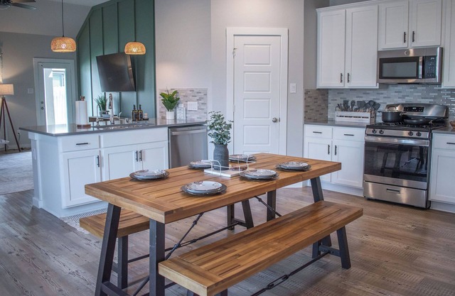 Spacious 4BR Family Retreat- Comfort & Fun for All Ages
