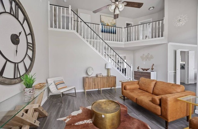 Spacious 4BR Home w/Modern Amenities, Easy Commut