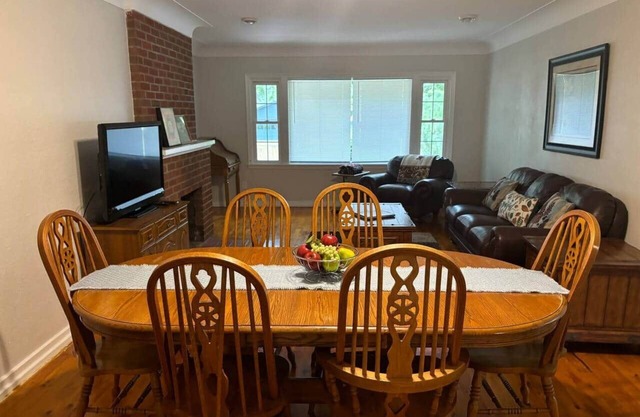 Spacious 4BR, Steps to Main St, Pet-Friendly Yard & Beautiful Porch