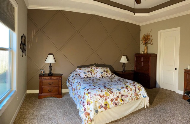 Spacious 5-bedroom, 3-bathroom Masters ready house. 14 miles from Nationals GC.