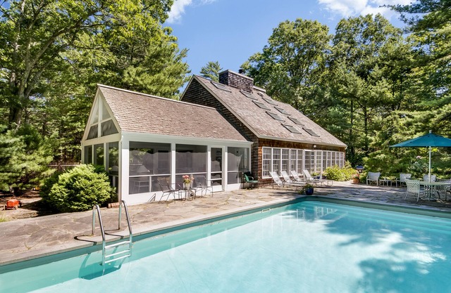 Spacious 5-Bedroom Retreat on 2 Acres Minutes from Ocean & Bay!