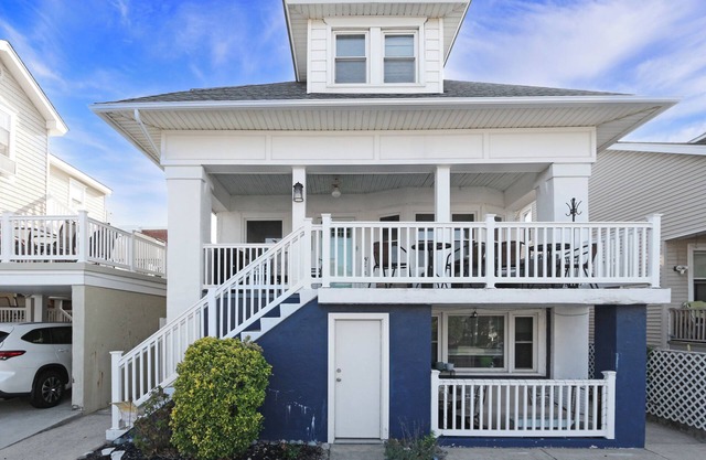 Spacious 5-bedroom house in Ventnor city. 1 block to the beach