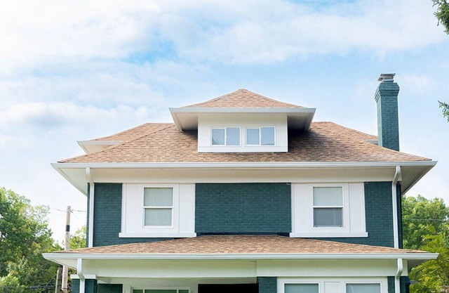 Spacious 5BR home with AC, 1G wifi, and walking distance to the fairgrounds