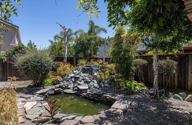 Spacious 6-bedroom house in amazing Hayward