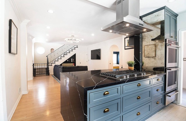 Spacious 6-Bedroom LA Villa with Backyard, Fire Pit, and Kids' Playground