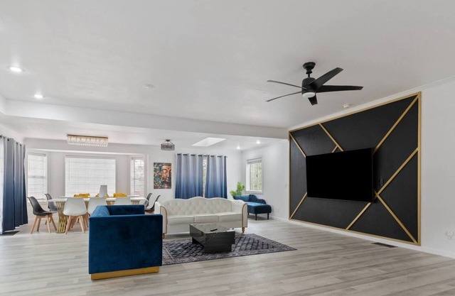 Spacious 6BR Retreat Sleeps 20 Near Yosemite & Bass Lake