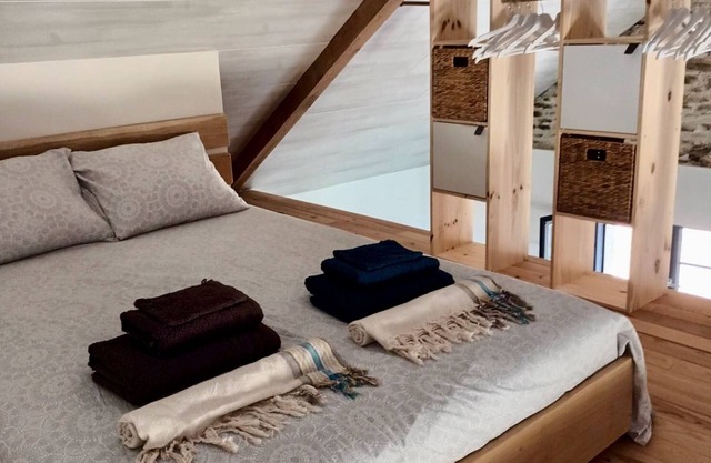 Spacious 'Adults Only' loft surrounded by nature