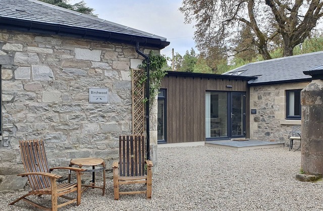Spacious and Charming Retreat in Pitlochry!