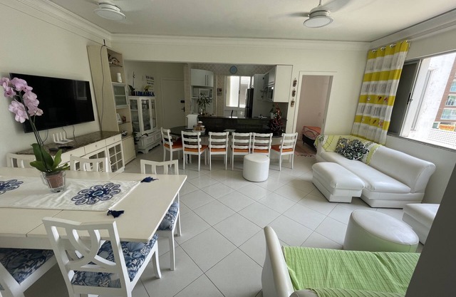 Spacious and comfortable Maré Mansa Apartment in Caiobá.