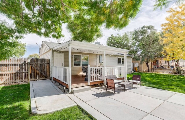 Spacious and Stylish Home | Fast Wifi | Near DT