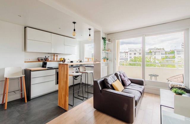 Spacious apartment near Bois de Vincennes