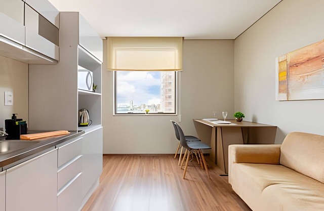 Spacious apartment with kitchen in prime location 1307