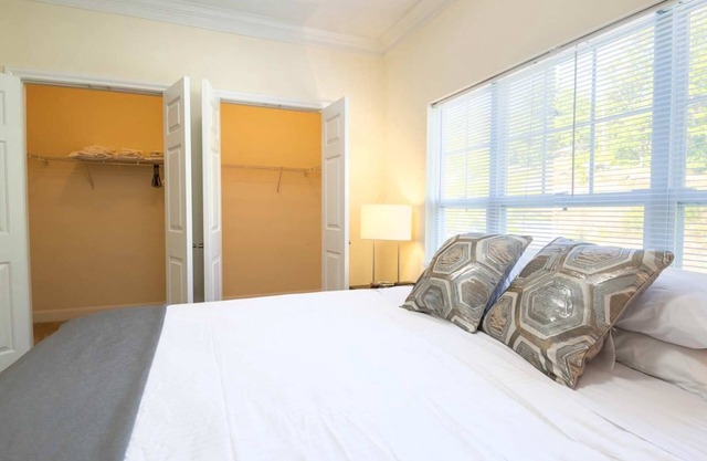 Spacious Apt with Pool