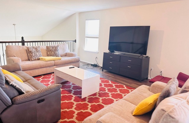 Spacious, beautiful 5-bedroom house in San Antonio