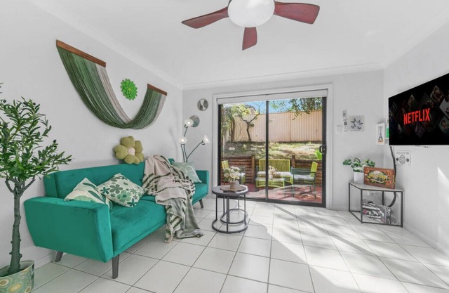 Spacious Blacktown Retreat | Convenient Location