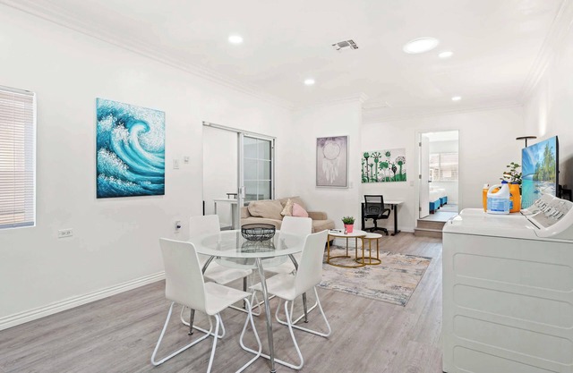 Spacious & Bright Home Fully Equipped